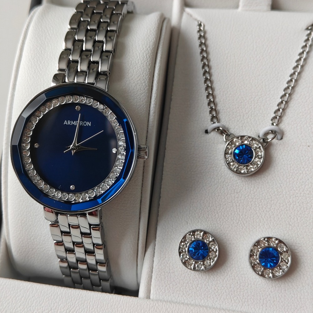 Armitron Womens Watch Jewelry Set Earrings Blue Dial‎ Crystal Silver Tone New